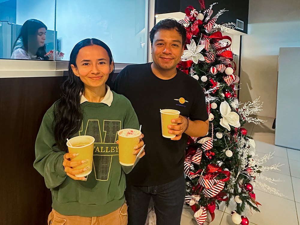 00098-xmas-2025
