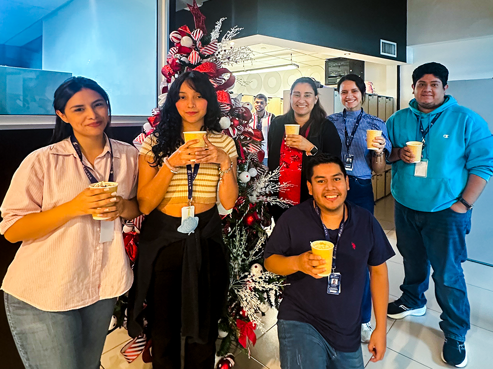 00102-xmas-2025