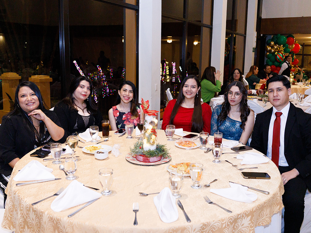 00253-xmas-2025