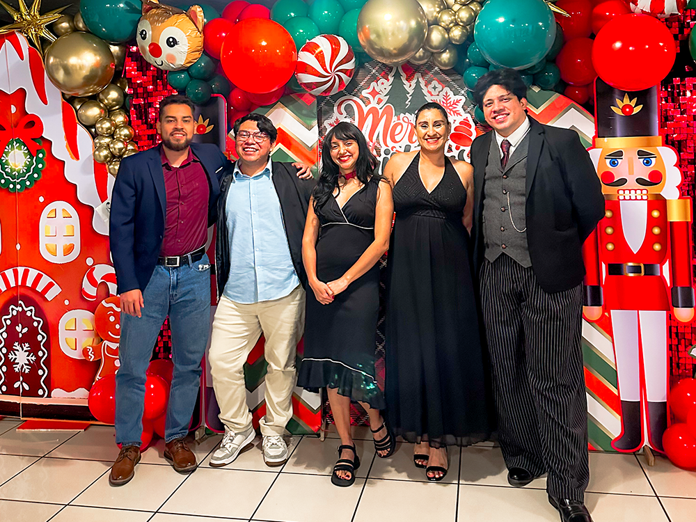 00276-xmas-2025